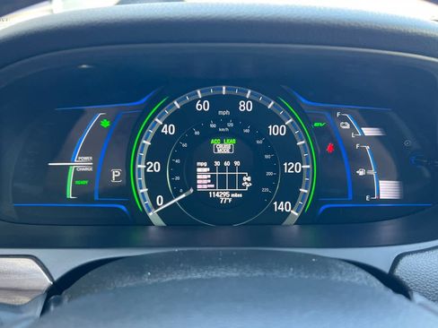 Used 2017 Honda Accord Touring image 31