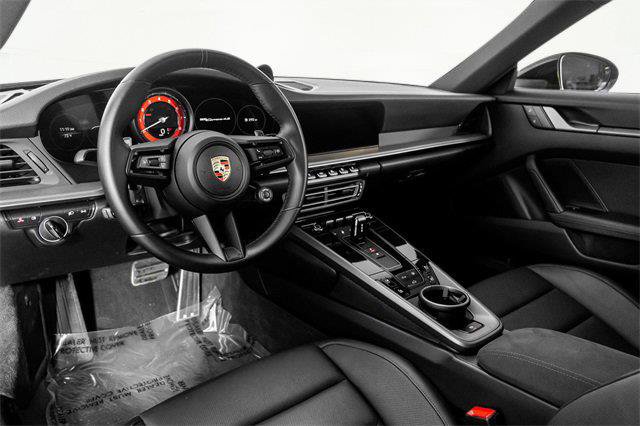 Used 2024 Porsche 911 Carrera 4S AWD/4WD image 3