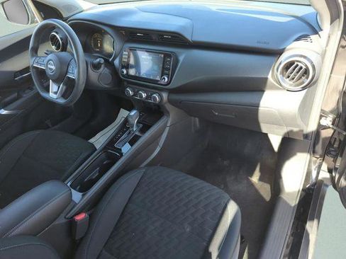 Certified 2023 Nissan Kicks SV image 17