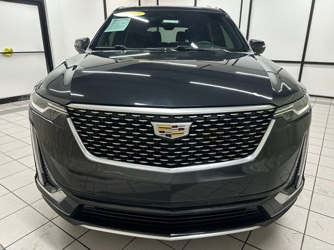 Used 2020 Cadillac XT6 Premium Luxury image 12