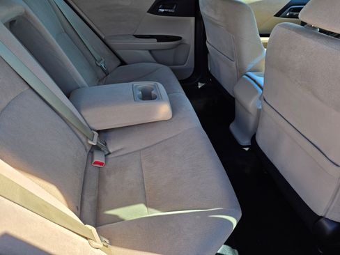 Used 2013 Honda Accord LX image 21