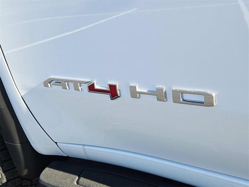 New 2026 GMC Sierra 2500 AT4 w/ AT4 Premium Plus Package image 27