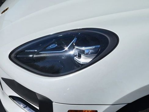Used 2021 Porsche Macan S AWD/4WD image 10