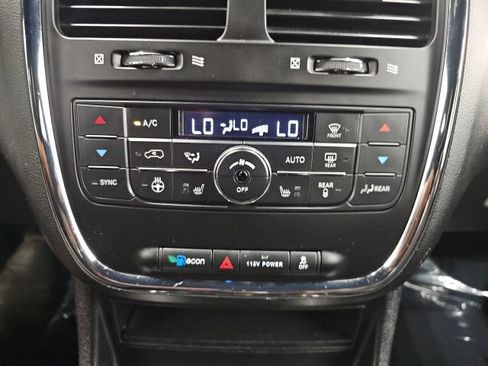 Used 2020 Dodge Grand Caravan GT FWD image 22