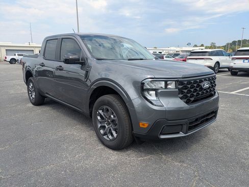 New 2026 Ford Maverick XLT AWD/4WD image 2