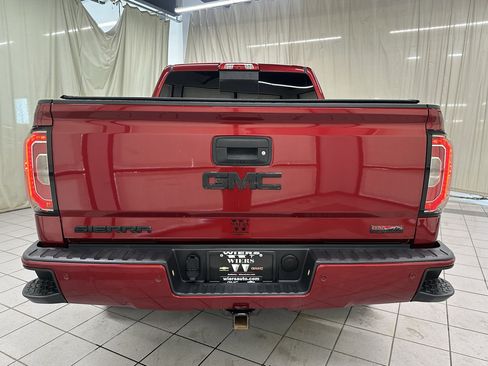 Used 2018 GMC Sierra 1500 SLT AWD/4WD image 6