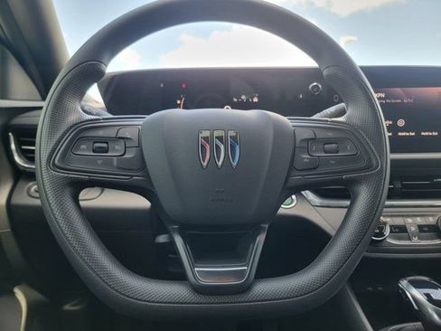 Used 2026 Buick Envista Preferred FWD image 19