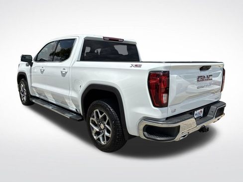Used 2025 GMC Sierra 1500 SLE w/ X31 Off-Road Package AWD/4WD image 12