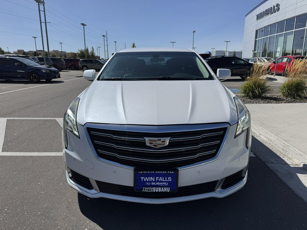 Used 2018 Cadillac XTS Luxury AWD/4WD image 2