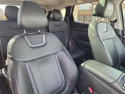 Certified 2022 Hyundai Tucson Limited image 31