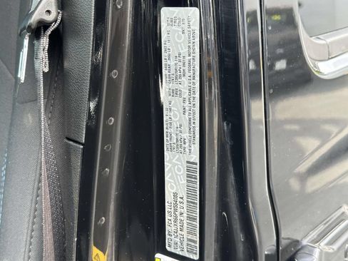 Used 2023 Jeep Wrangler Unlimited Rubicon 4xe w/ Steel Bumper Group AWD/4WD image 30