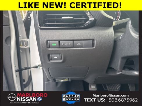 Certified 2025 Nissan Sentra SV image 19
