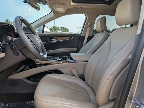 Used 2023 Lincoln Nautilus Reserve w/ Cargo Utility Package image 16