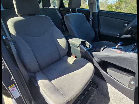Used 2015 Toyota Prius Two image 23