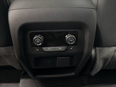 New 2026 Chevrolet Traverse RS image 29