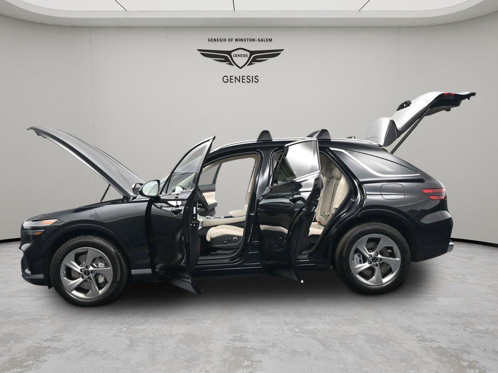Used 2026 Genesis GV70 2.5T Select AWD/4WD image 3