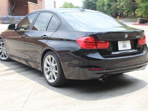 Used 2014 BMW 320i Sedan RWD image 6