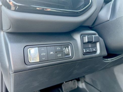 New 2024 Chevrolet Silverado EV RST image 15