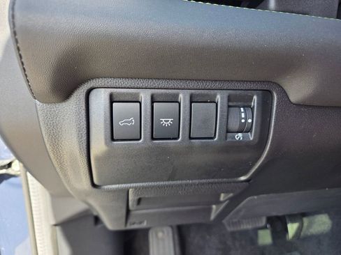 Used 2025 Subaru Ascent Onyx Edition AWD/4WD image 24