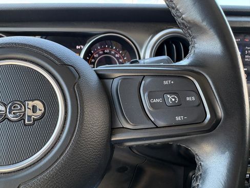 Used 2022 Jeep Wrangler Unlimited Sport AWD/4WD image 33