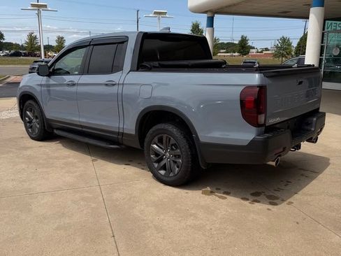 Certified 2025 Honda Ridgeline Sport image 3