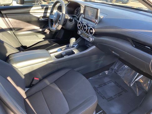 Used 2024 Nissan Sentra SV image 8