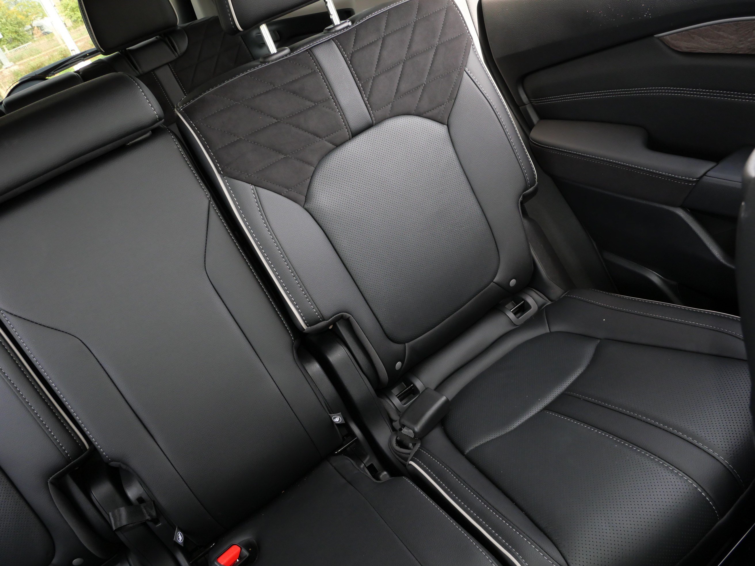 Used 2026 Honda Pilot Elite image 14
