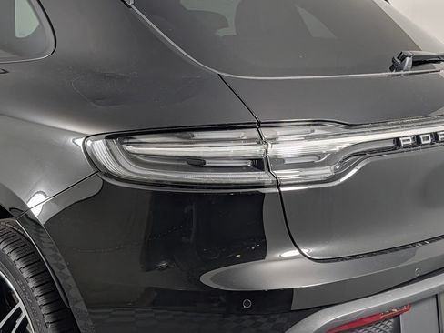 New 2026 Porsche Macan AWD/4WD image 16