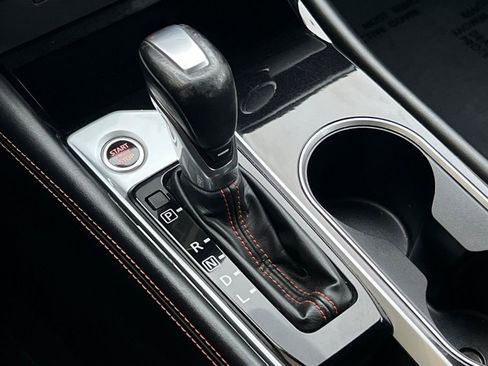 Used 2023 Nissan Altima 2.5 SR image 17