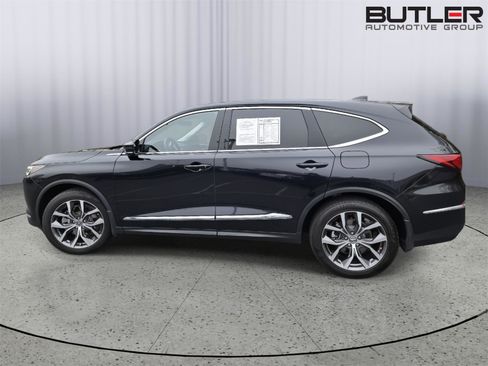 Certified 2024 Acura MDX FWD w/ Technology Package image 8