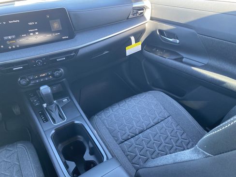New 2026 Nissan Kicks SV w/ Cold Weather Package FWD image 15