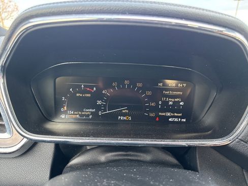 Used 2020 Lincoln Continental w/ Convenience Package image 8