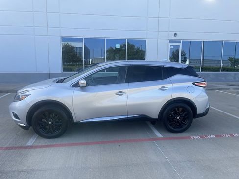 Used 2018 Nissan Murano S FWD image 12