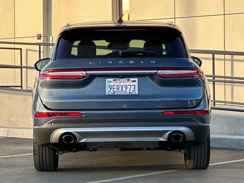 Used 2022 Lincoln Corsair FWD image 4