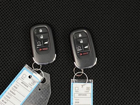 Used 2025 Honda Civic Sport image 9