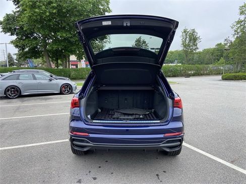 Used 2024 Audi Q3 2.0T Premium w/ Convenience Package image 30