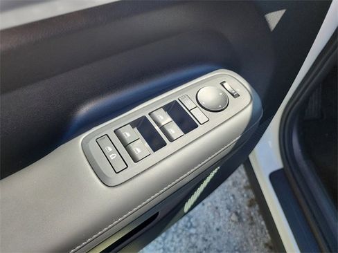 New 2024 Hyundai Santa Fe XRT image 16