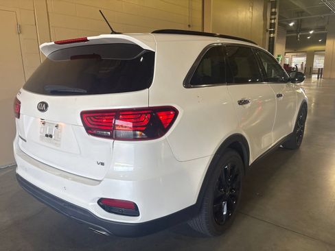 Used 2020 Kia Sorento S FWD image 5