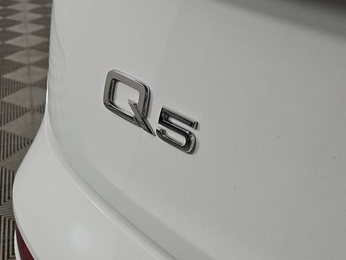 Certified 2023 Audi Q5 2.0T Premium Plus w/ Premium Plus Package AWD/4WD image 11