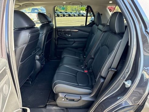 Used 2023 Honda Pilot Elite image 14