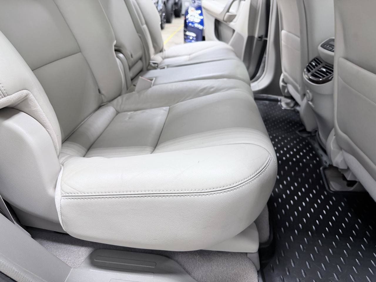Used 2011 Acura MDX AWD/4WD image 36