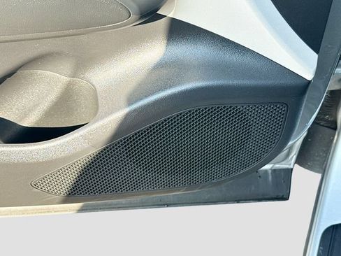 Certified 2026 Hyundai Tucson SE FWD image 18