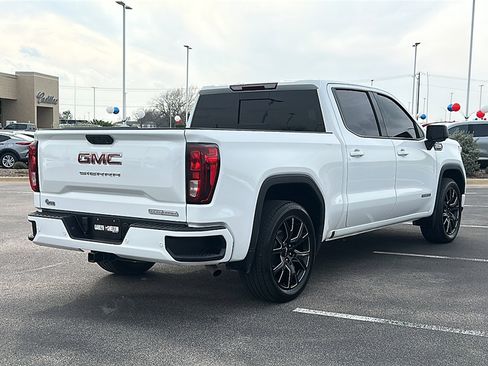Used 2024 GMC Sierra 1500 Elevation w/ Elevation Premium Package image 8