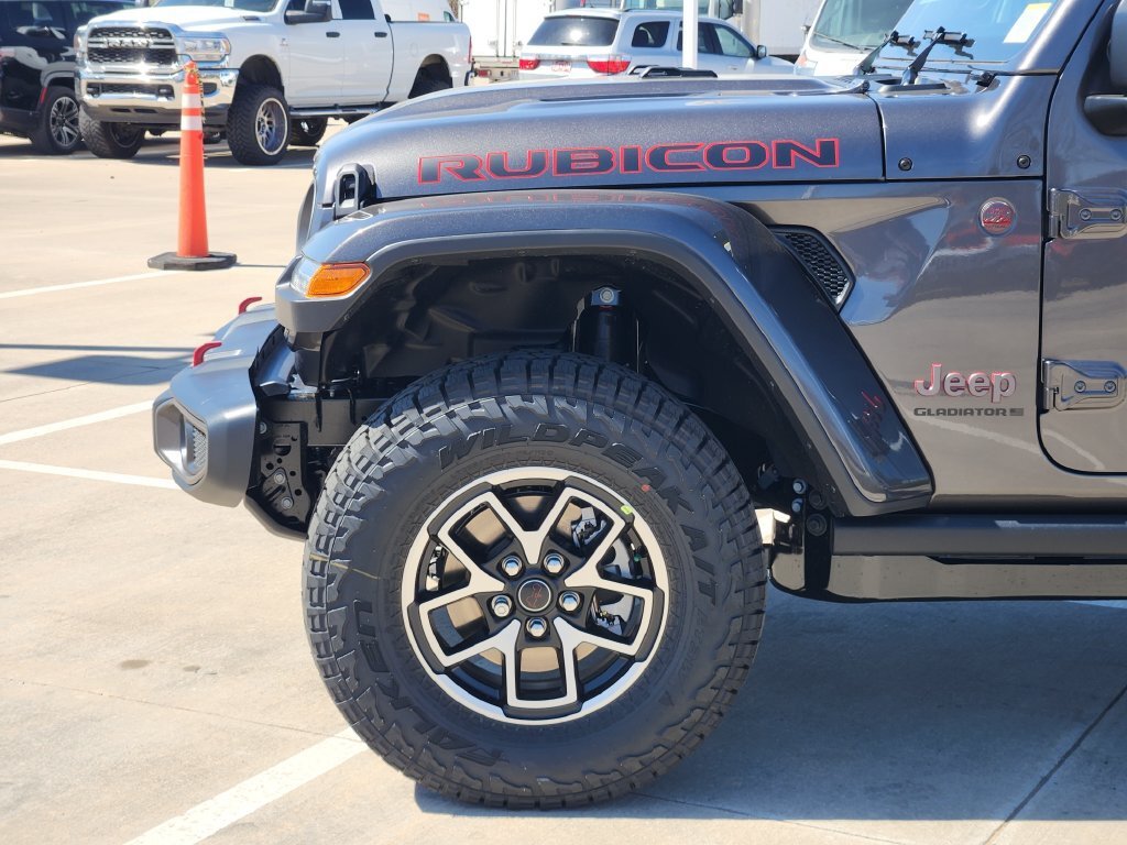 New 2026 Jeep Gladiator Rubicon w/ Steel Power Dome Hood Package AWD/4WD image 5