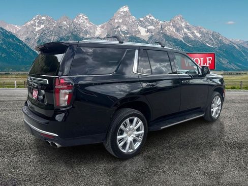 Used 2024 Chevrolet Tahoe High Country w/ Advanced Technology Package AWD/4WD image 5