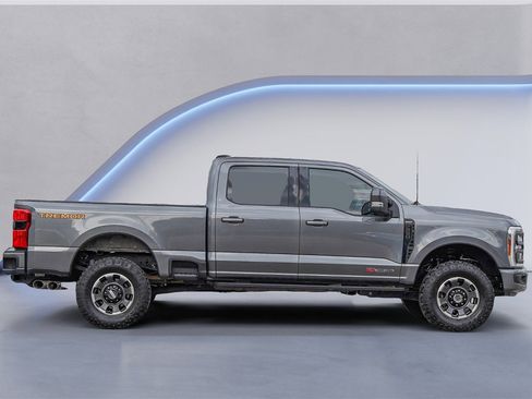 Used 2023 Ford F250 Lariat w/ Lariat Ultimate Package image 5