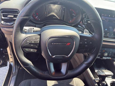 Used 2025 Dodge Durango R/T AWD/4WD image 17