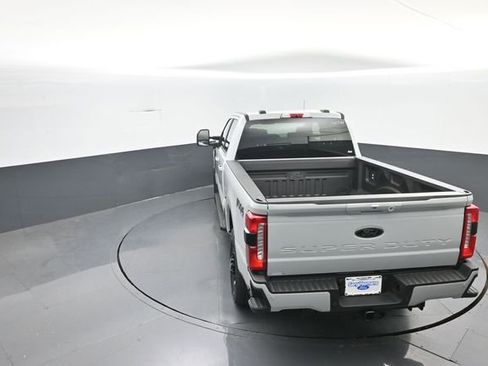 New 2026 Ford F250 Lariat w/ Black Appearance Package AWD/4WD image 29