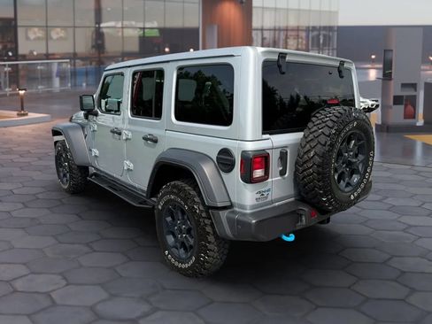 Used 2023 Jeep Wrangler Unlimited w/ Cold Weather Group AWD/4WD image 5
