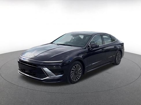Used 2025 Hyundai Sonata SEL FWD image 7